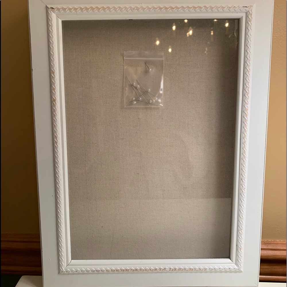 Shadow box